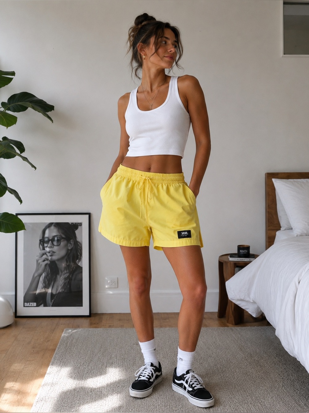 Vans Range Shorts Men’s Small yellow elastic waist draw string surf skate